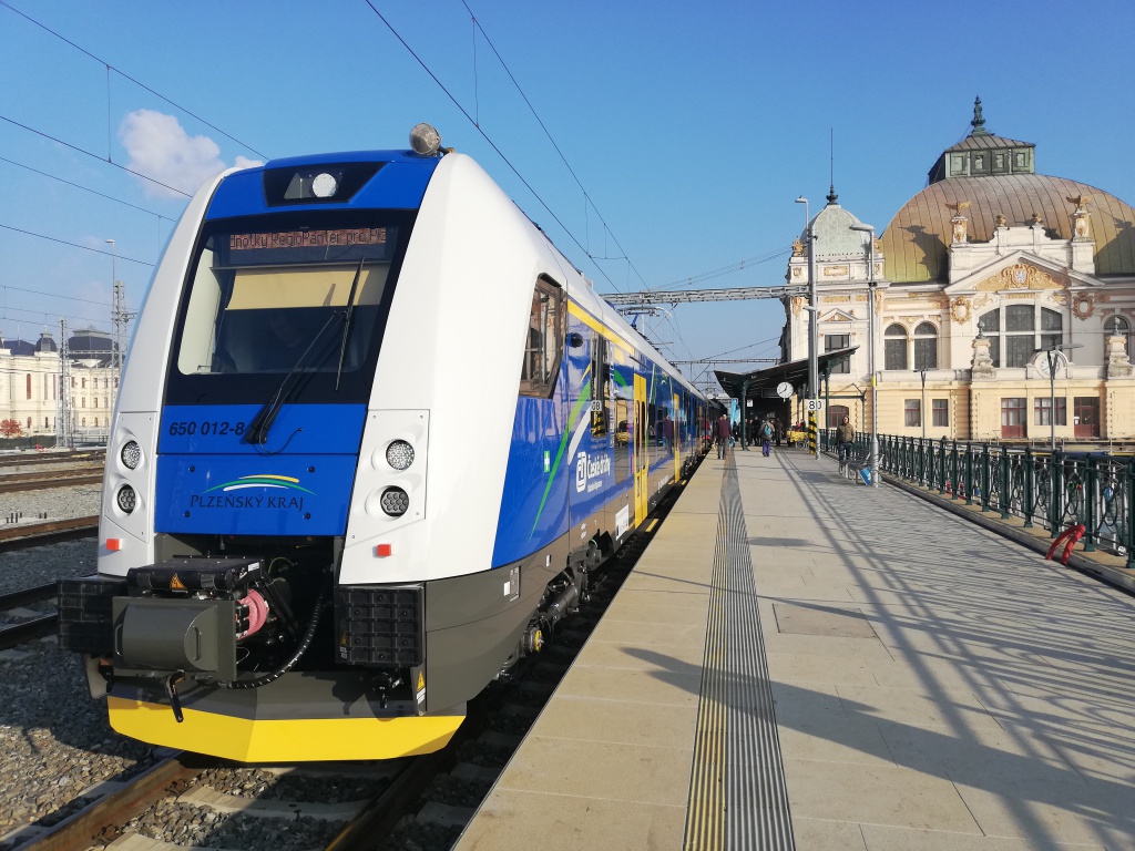 České dráhy zahájily provoz pod dohledem ETCS na 3. koridoru z Berouna do Chebu 