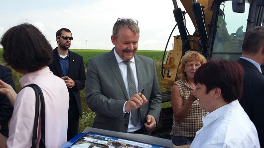 Ministr dopravy Dan Ťok zahájil výstavbu II. úseku obchvatu Znojma