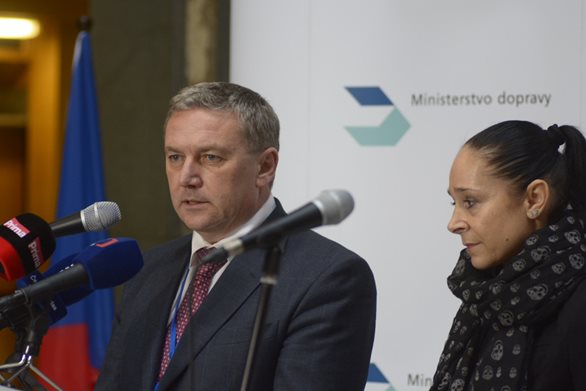 Ministr dopravy se dohodl na spolupráci s Miloslavou Pošvářovou